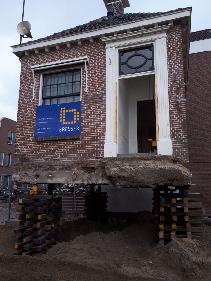 Monumental market master’s house Purmerend moves on wheels