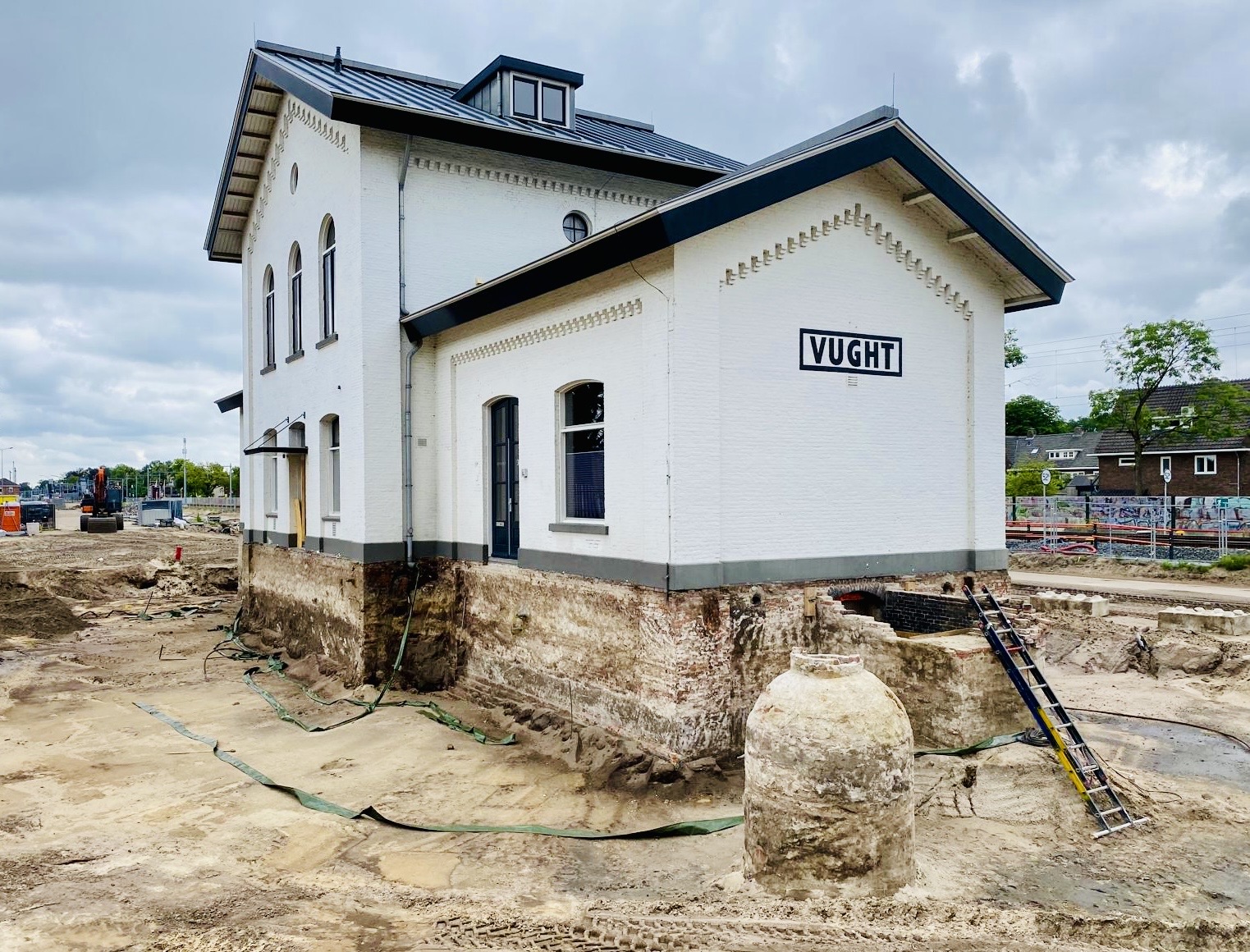 Monumentaal stationsgebouw Vught wordt 13 meter verschoven